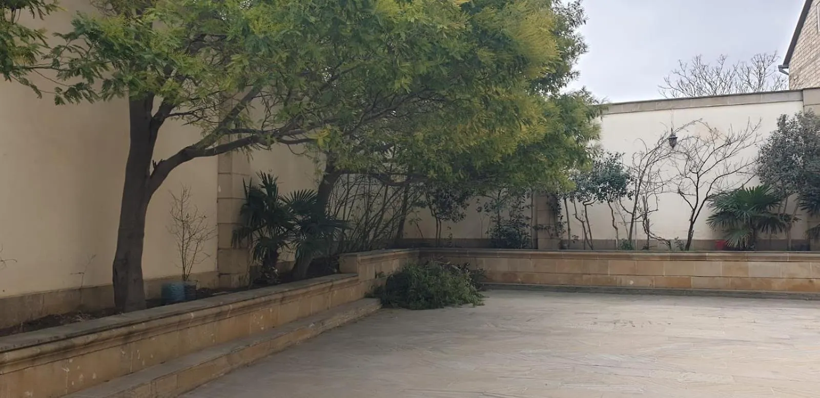 The Quiet Villa Baku